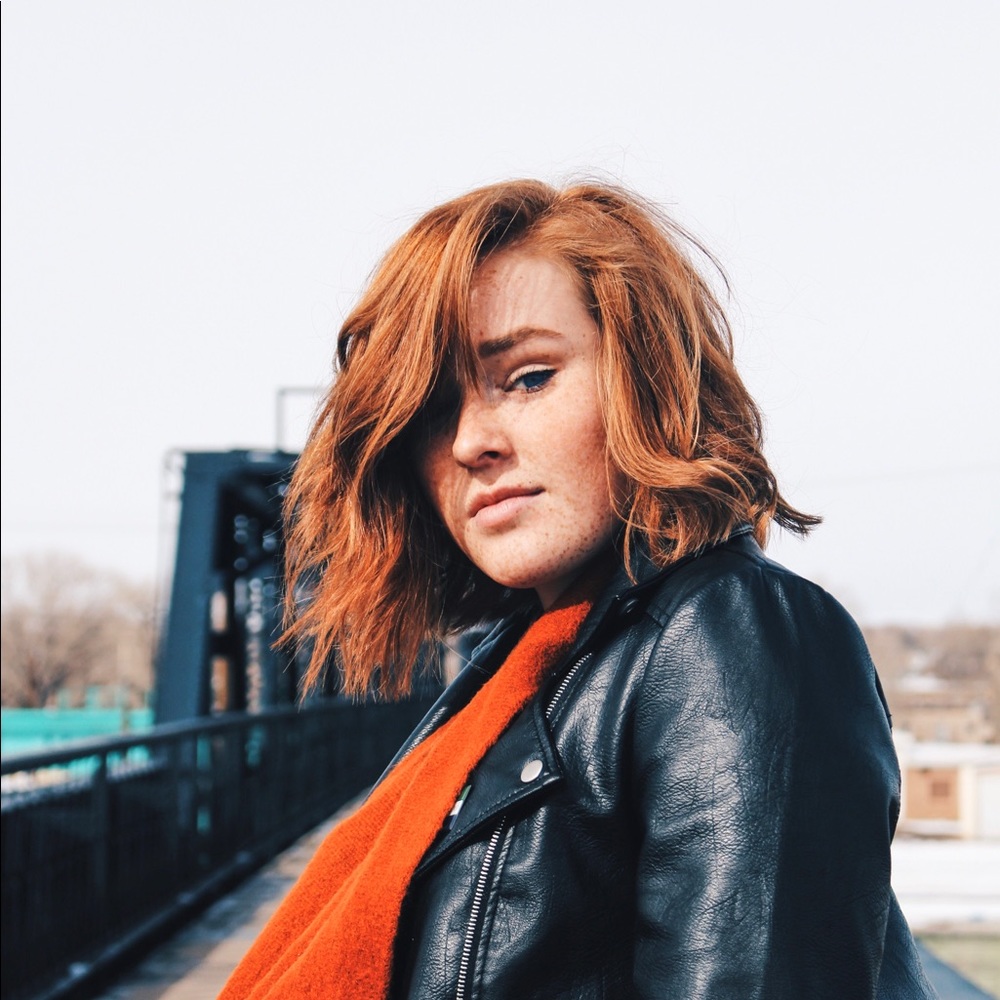 Meet your Posher, Nicole